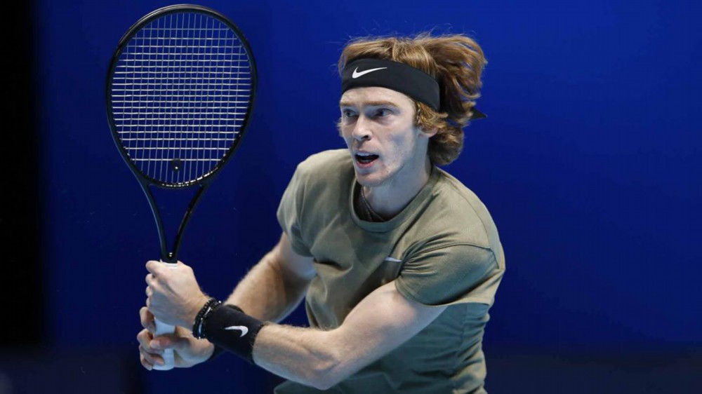 体对抗著称 体对抗著称